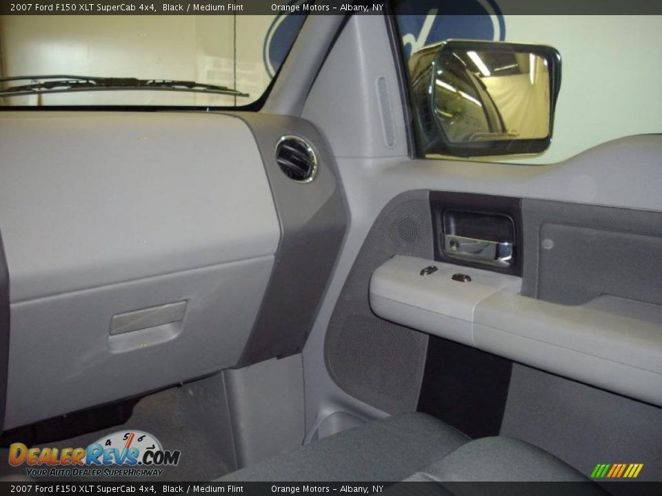 2007 Ford F150 XLT SuperCab 4x4 Black / Medium Flint Photo #10