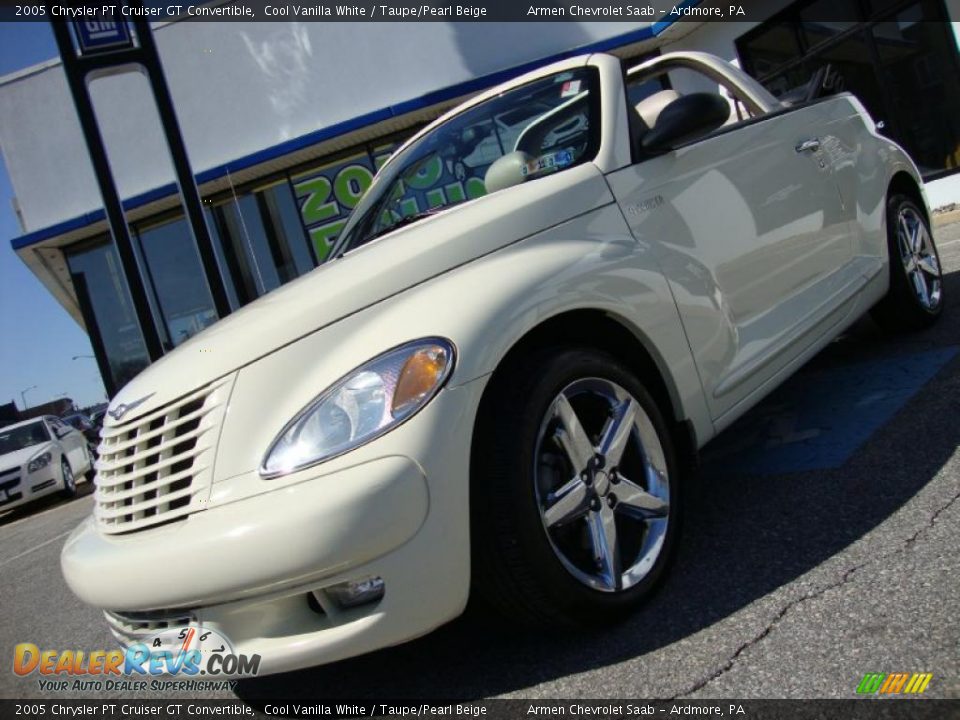 2005 Chrysler PT Cruiser GT Convertible Cool Vanilla White / Taupe/Pearl Beige Photo #1