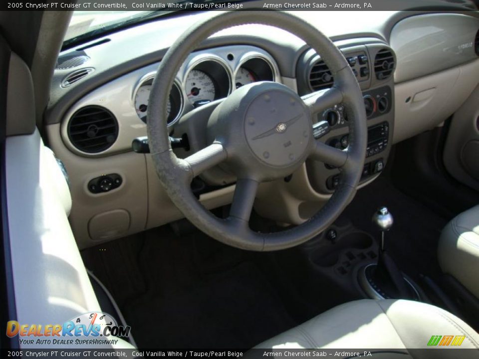 2005 Chrysler PT Cruiser GT Convertible Cool Vanilla White / Taupe/Pearl Beige Photo #11