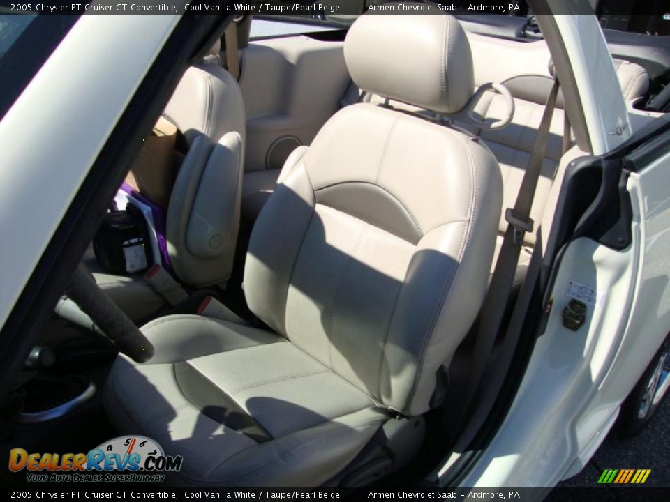 2005 Chrysler PT Cruiser GT Convertible Cool Vanilla White / Taupe/Pearl Beige Photo #15