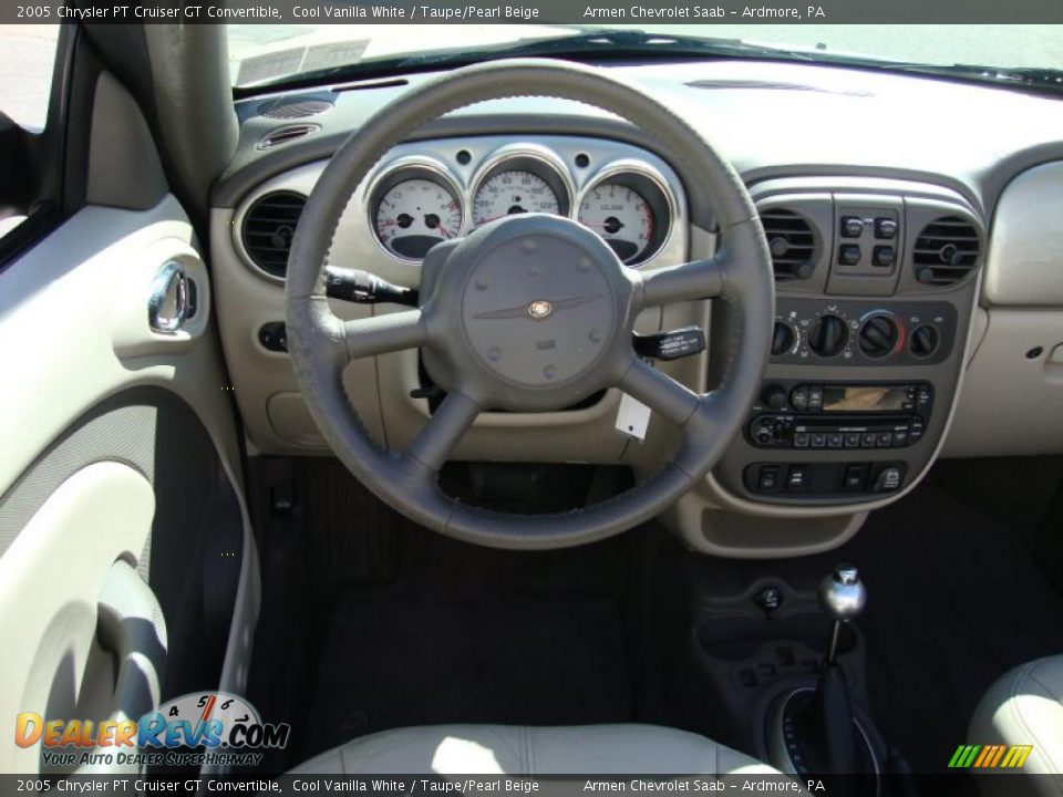 2005 Chrysler PT Cruiser GT Convertible Cool Vanilla White / Taupe/Pearl Beige Photo #23