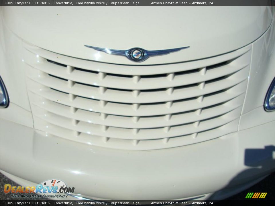 2005 Chrysler PT Cruiser GT Convertible Cool Vanilla White / Taupe/Pearl Beige Photo #27
