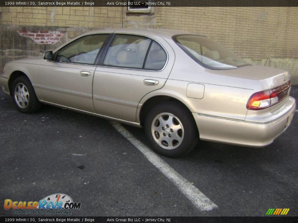 1999 Infiniti I 30 Sandrock Beige Metallic / Beige Photo #1