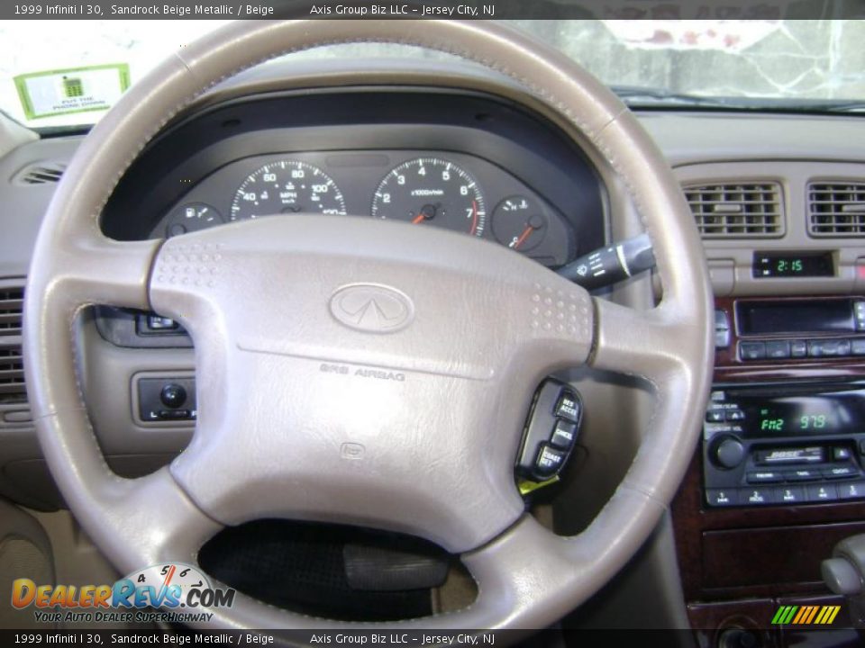 1999 Infiniti I 30 Sandrock Beige Metallic / Beige Photo #14