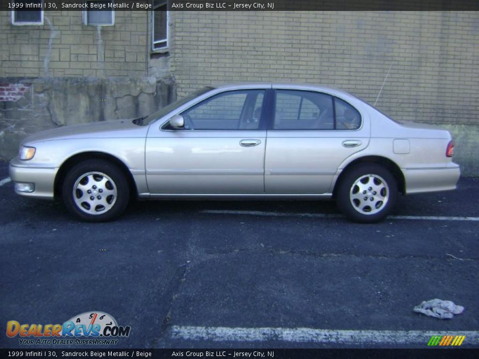 1999 Infiniti I 30 Sandrock Beige Metallic / Beige Photo #19