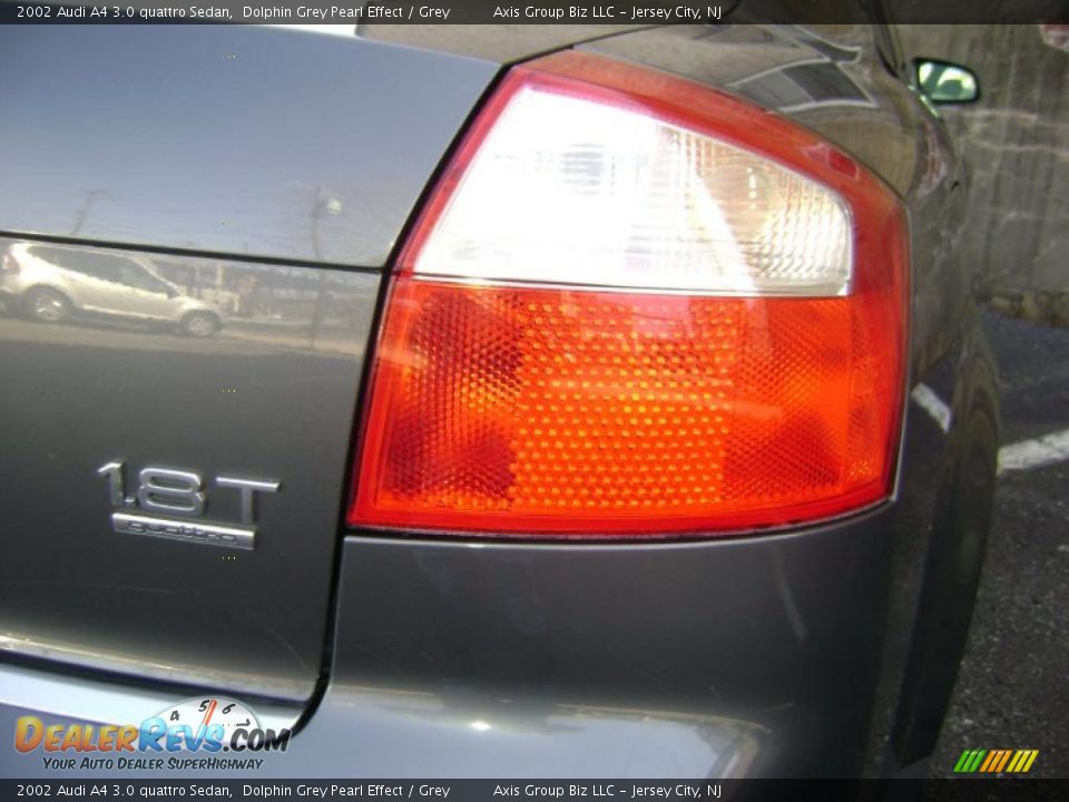 2002 Audi A4 3.0 quattro Sedan Dolphin Grey Pearl Effect / Grey Photo #10