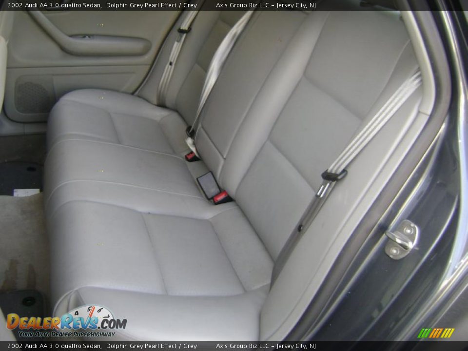 2002 Audi A4 3.0 quattro Sedan Dolphin Grey Pearl Effect / Grey Photo #14