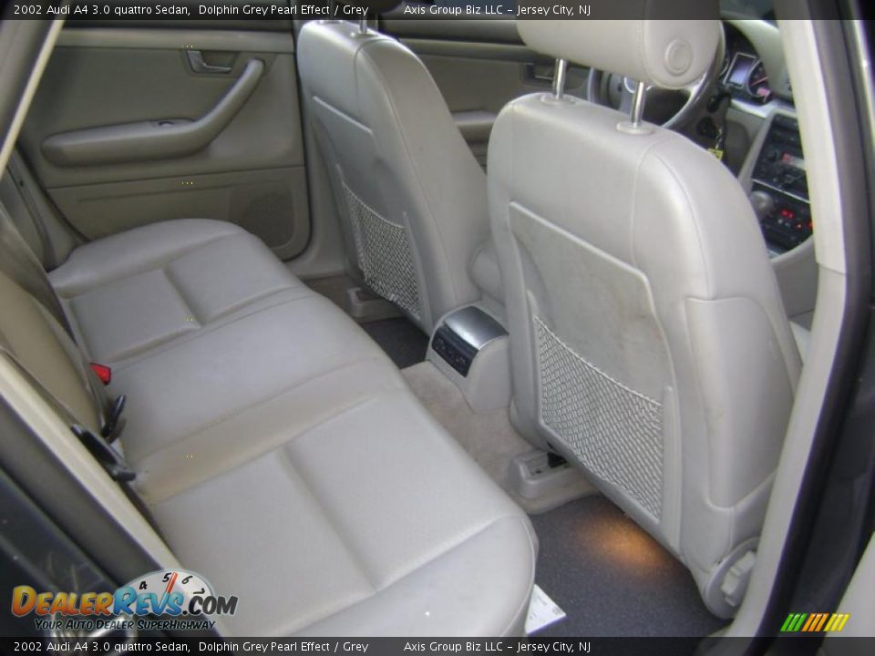 2002 Audi A4 3.0 quattro Sedan Dolphin Grey Pearl Effect / Grey Photo #16