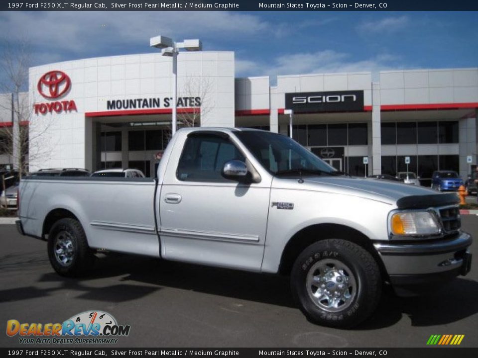 1997 Ford F250 XLT Regular Cab Silver Frost Pearl Metallic / Medium Graphite Photo #1