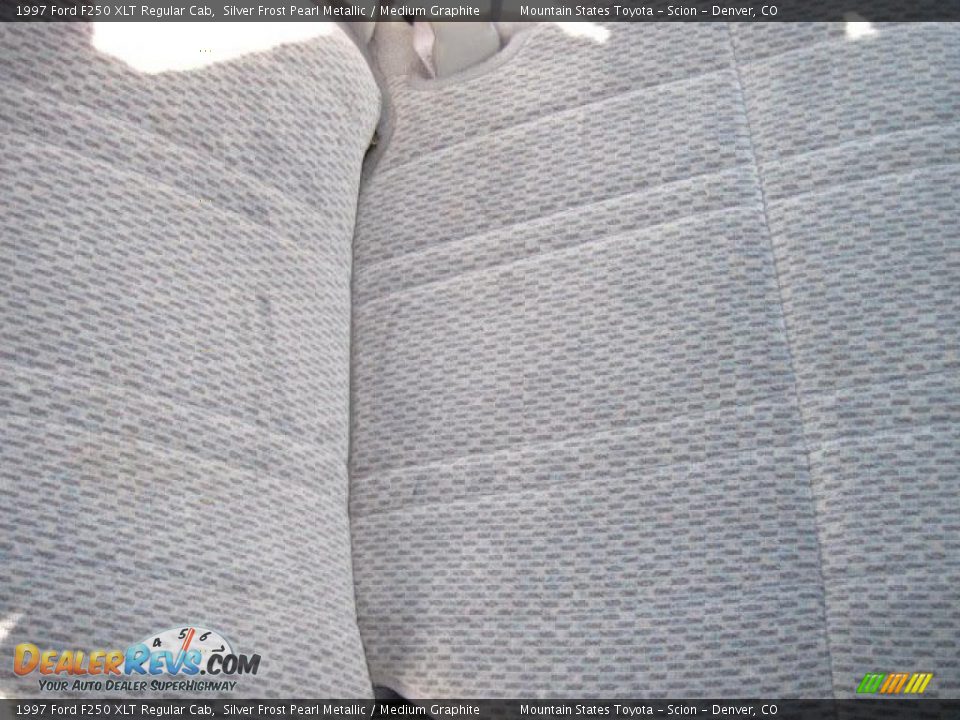 1997 Ford F250 XLT Regular Cab Silver Frost Pearl Metallic / Medium Graphite Photo #11