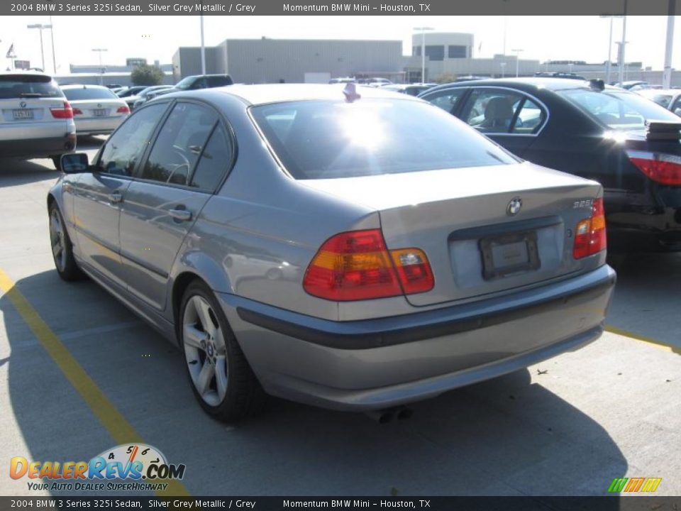 2004 BMW 3 Series 325i Sedan Silver Grey Metallic / Grey Photo #4