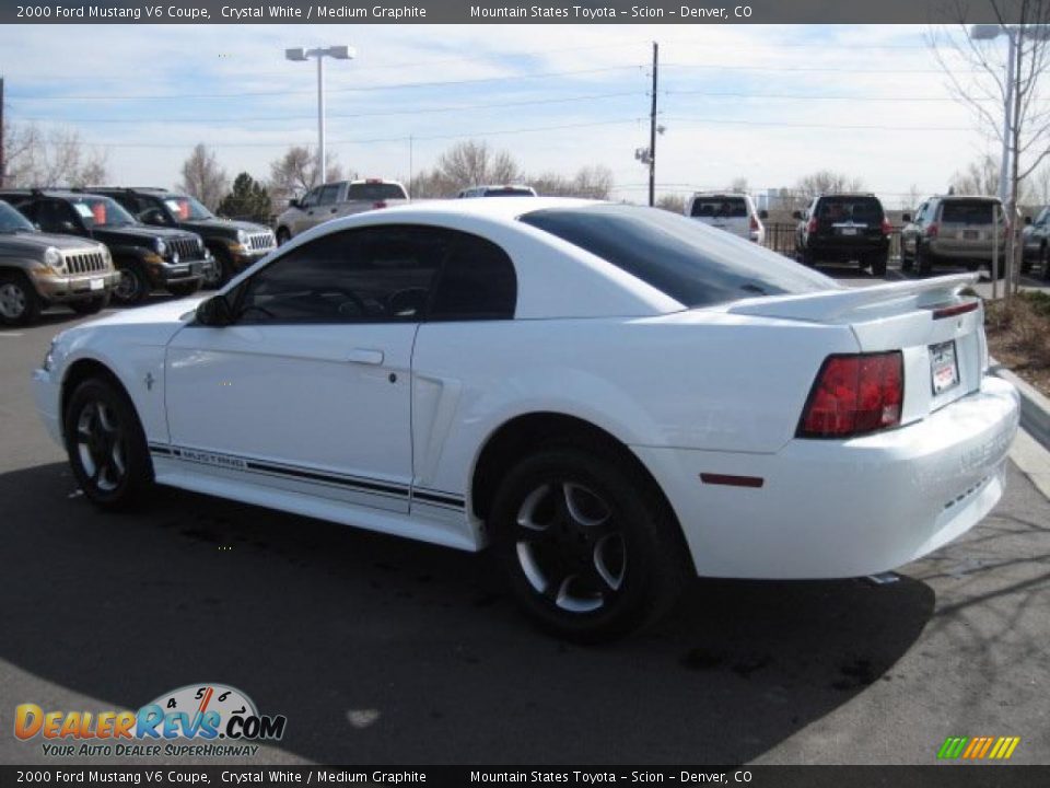 2000 Ford Mustang V6 Coupe Crystal White / Medium Graphite Photo #4