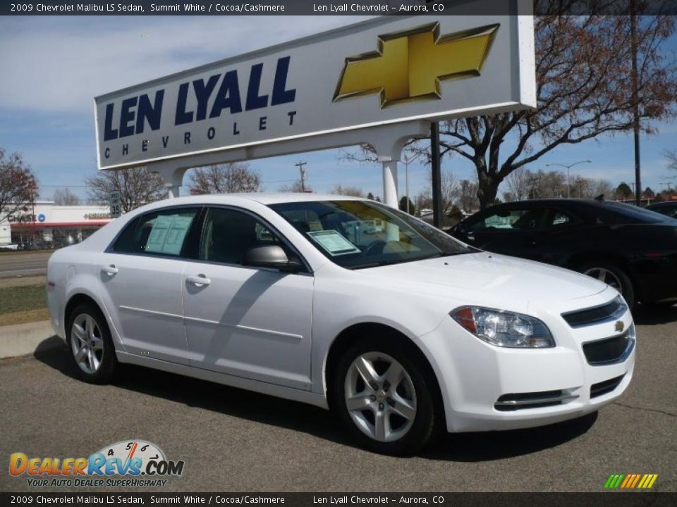 2009 Chevrolet Malibu LS Sedan Summit White / Cocoa/Cashmere Photo #1