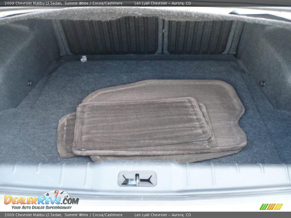 2009 Chevrolet Malibu LS Sedan Summit White / Cocoa/Cashmere Photo #11