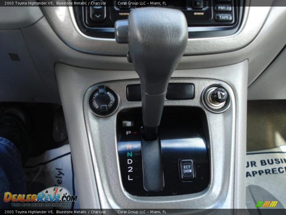 2003 Toyota Highlander V6 Bluestone Metallic / Charcoal Photo #16