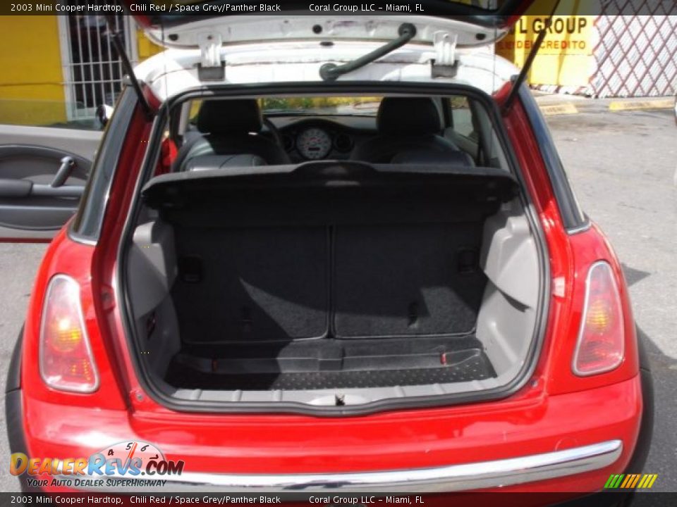 2003 Mini Cooper Hardtop Chili Red / Space Grey/Panther Black Photo #14