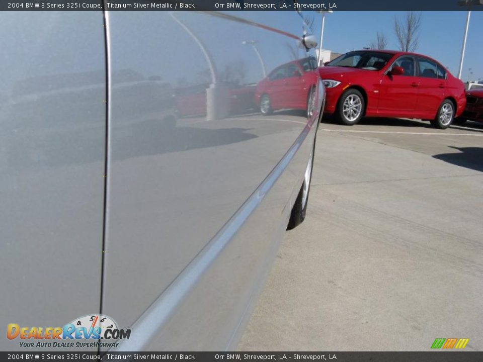 2004 BMW 3 Series 325i Coupe Titanium Silver Metallic / Black Photo #10