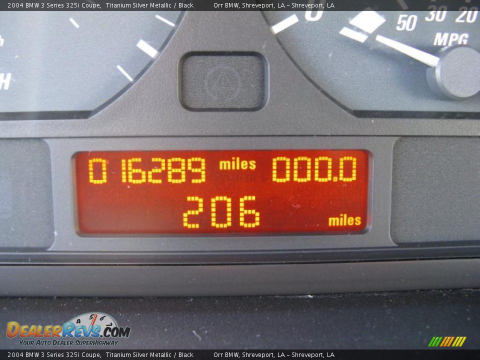 2004 BMW 3 Series 325i Coupe Titanium Silver Metallic / Black Photo #16