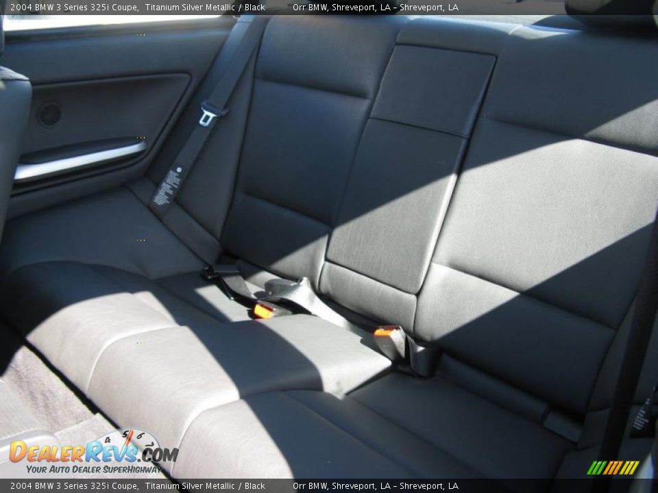 2004 BMW 3 Series 325i Coupe Titanium Silver Metallic / Black Photo #18