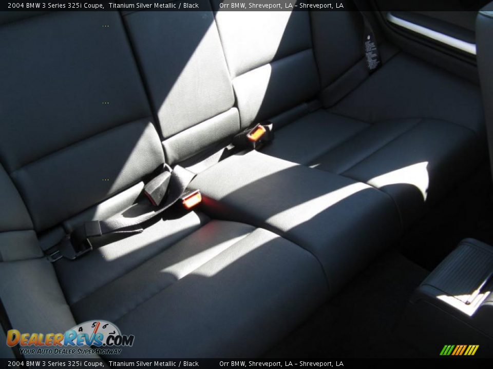 2004 BMW 3 Series 325i Coupe Titanium Silver Metallic / Black Photo #22