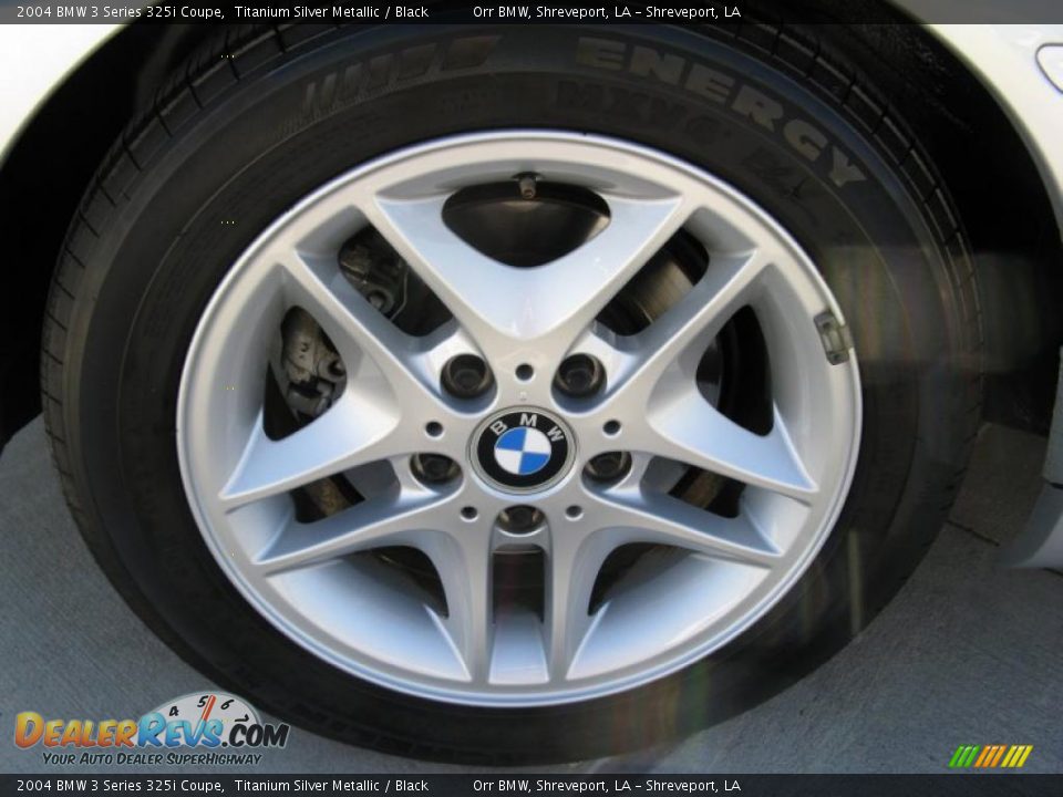 2004 BMW 3 Series 325i Coupe Titanium Silver Metallic / Black Photo #26