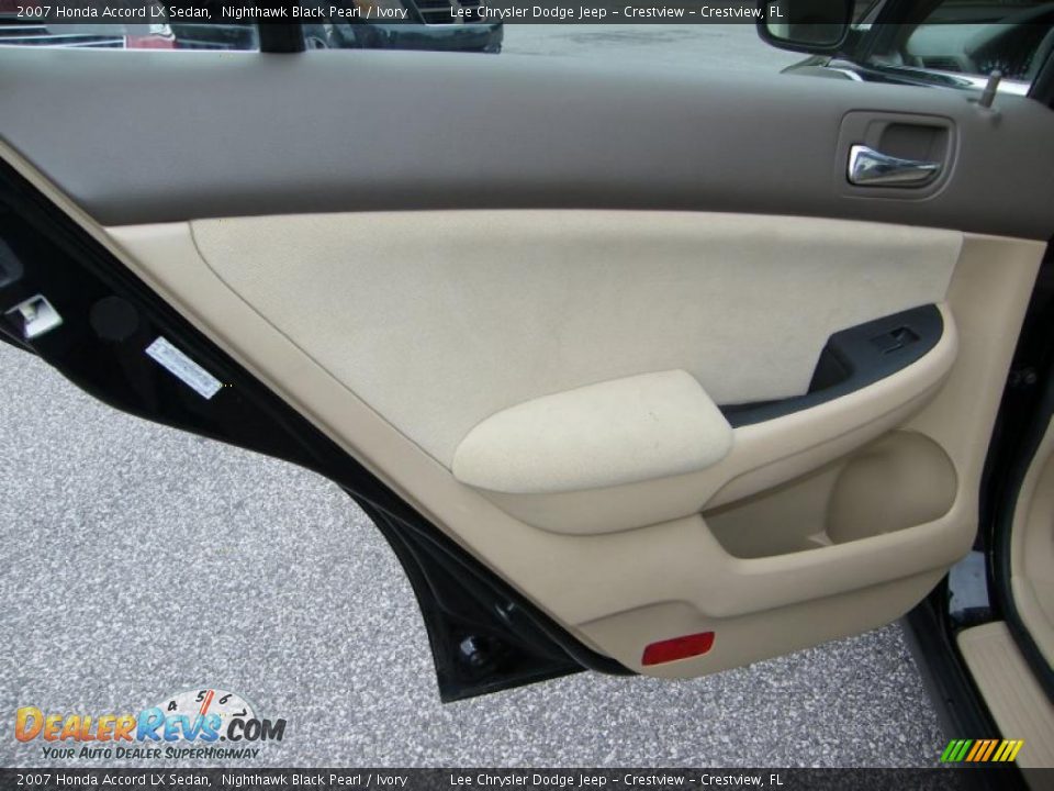 2007 Honda Accord LX Sedan Nighthawk Black Pearl / Ivory Photo #21