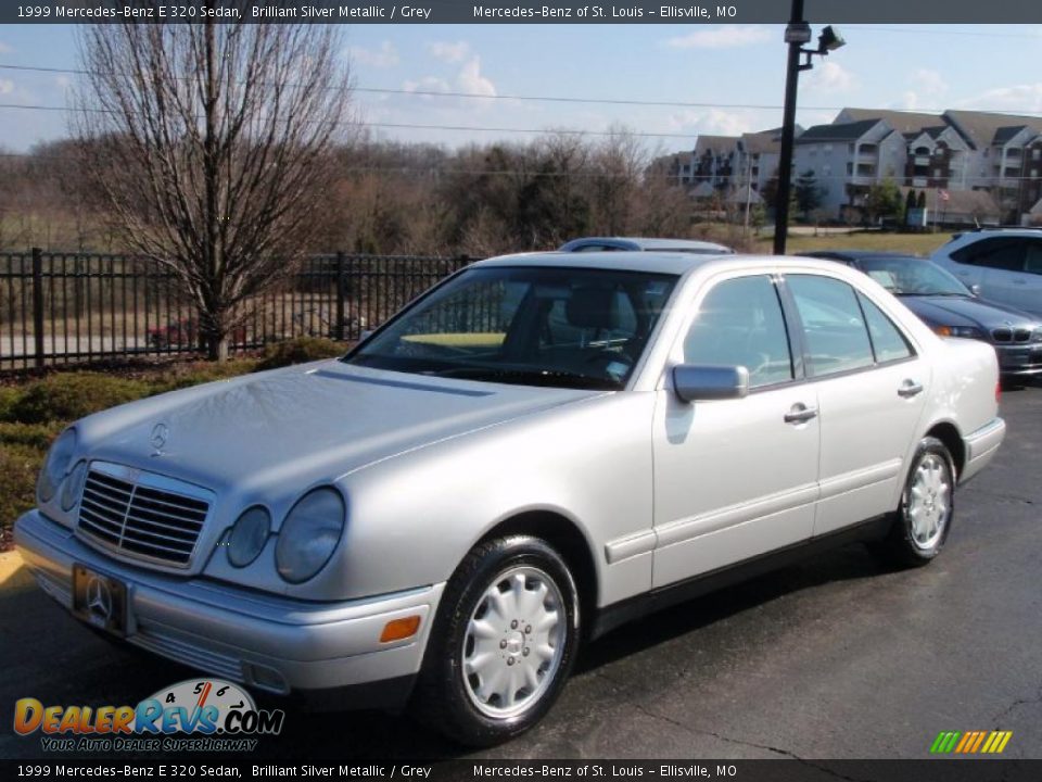 1999 Mercedes-Benz E 320 Sedan Brilliant Silver Metallic / Grey Photo #1