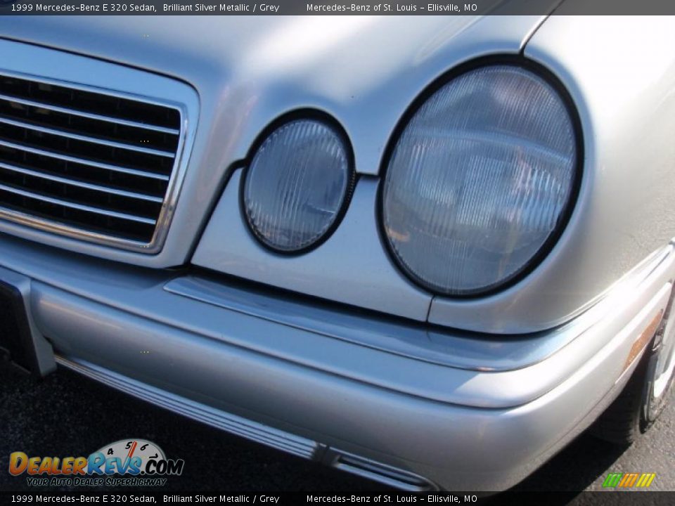 1999 Mercedes-Benz E 320 Sedan Brilliant Silver Metallic / Grey Photo #5