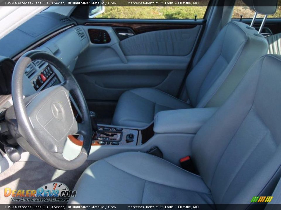 1999 Mercedes-Benz E 320 Sedan Brilliant Silver Metallic / Grey Photo #29