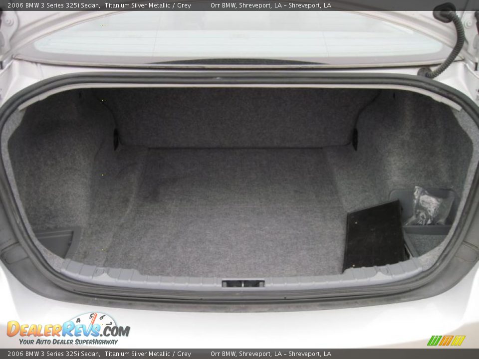 2006 BMW 3 Series 325i Sedan Titanium Silver Metallic / Grey Photo #7