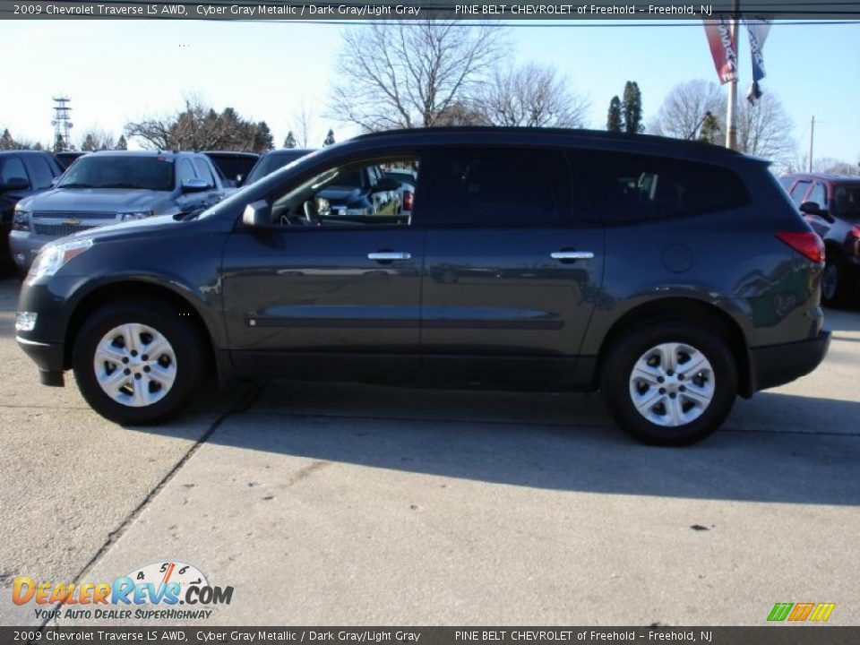 2009 Chevrolet Traverse LS AWD Cyber Gray Metallic / Dark Gray/Light Gray Photo #9