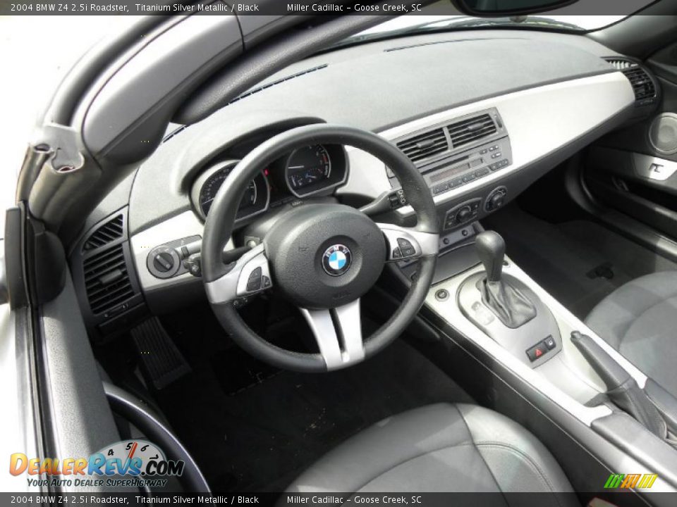 2004 BMW Z4 2.5i Roadster Titanium Silver Metallic / Black Photo #3