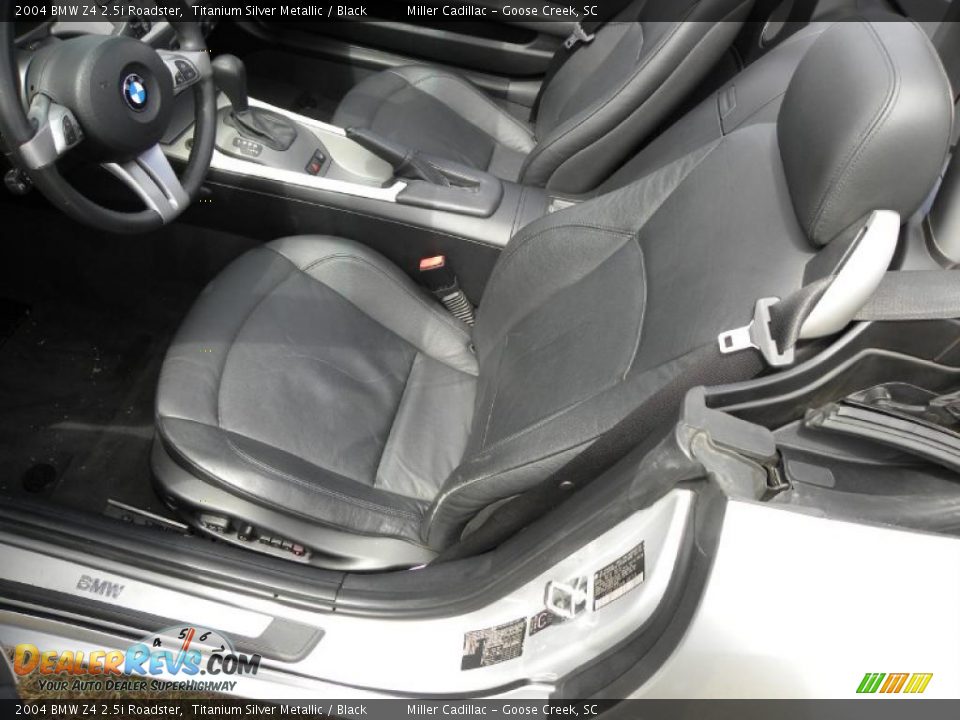 2004 BMW Z4 2.5i Roadster Titanium Silver Metallic / Black Photo #4