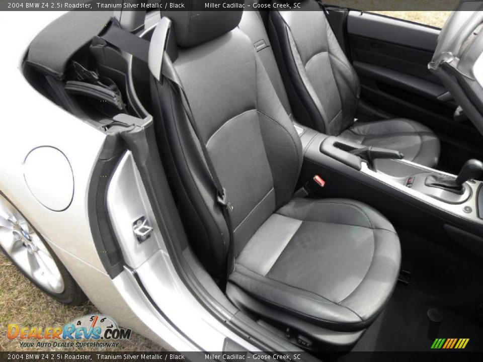 2004 BMW Z4 2.5i Roadster Titanium Silver Metallic / Black Photo #6