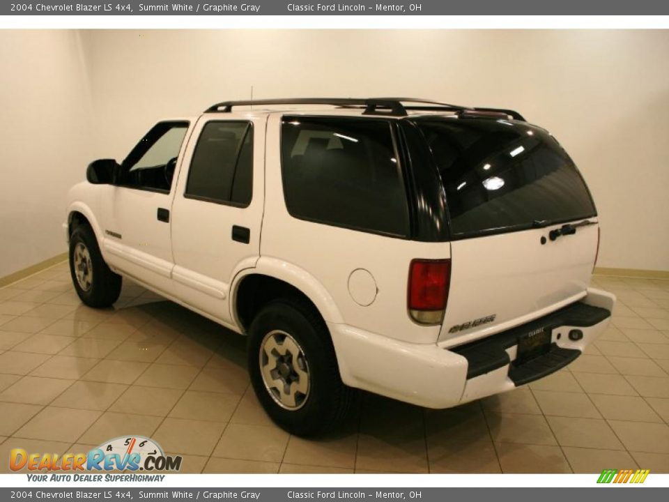 2004 Chevrolet Blazer LS 4x4 Summit White / Graphite Gray Photo #5