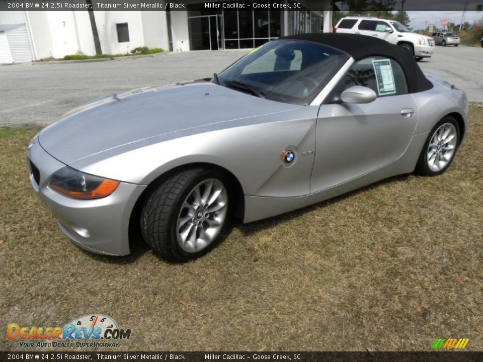 2004 BMW Z4 2.5i Roadster Titanium Silver Metallic / Black Photo #15