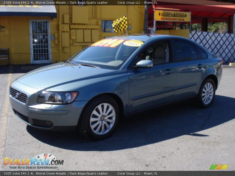 2005 Volvo S40 2.4i Mistral Green Metallic / Dark Beige/Quartz Leather Photo #3