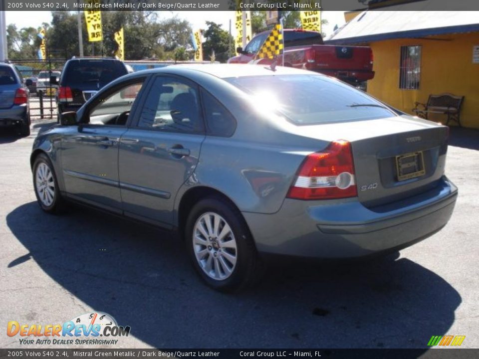 2005 Volvo S40 2.4i Mistral Green Metallic / Dark Beige/Quartz Leather Photo #4
