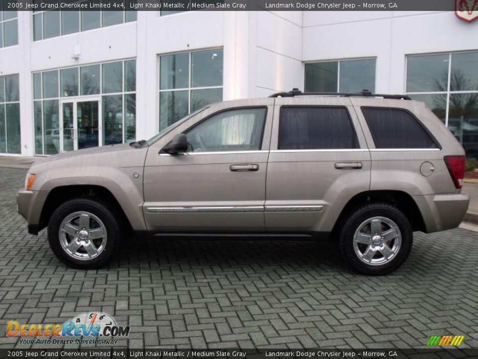 2005 Jeep Grand Cherokee Limited 4x4 Light Khaki Metallic / Medium Slate Gray Photo #2