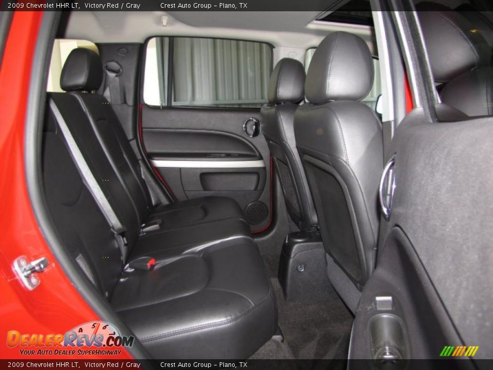 2009 Chevrolet HHR LT Victory Red / Gray Photo #10