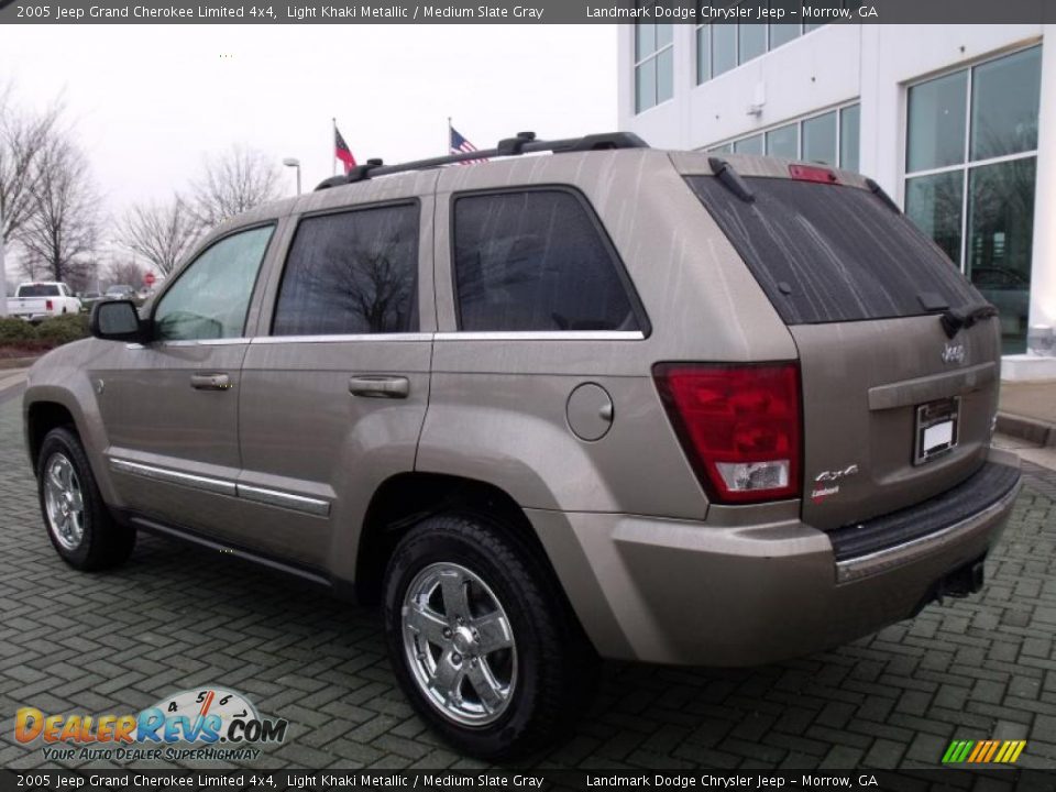 2005 Jeep Grand Cherokee Limited 4x4 Light Khaki Metallic / Medium Slate Gray Photo #3