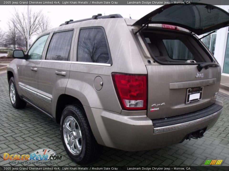 2005 Jeep Grand Cherokee Limited 4x4 Light Khaki Metallic / Medium Slate Gray Photo #16