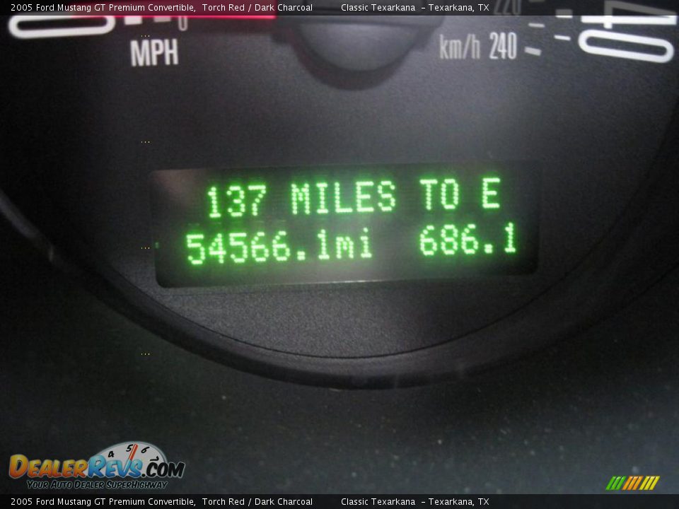 2005 Ford Mustang GT Premium Convertible Torch Red / Dark Charcoal Photo #11
