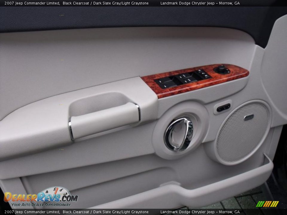 2007 Jeep Commander Limited Black Clearcoat / Dark Slate Gray/Light Graystone Photo #11