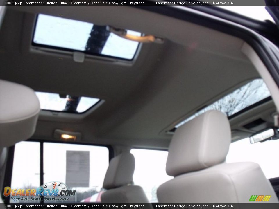2007 Jeep Commander Limited Black Clearcoat / Dark Slate Gray/Light Graystone Photo #28