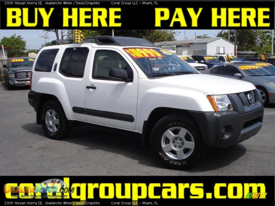 2005 Nissan Xterra SE Avalanche White / Steel/Graphite Photo #1