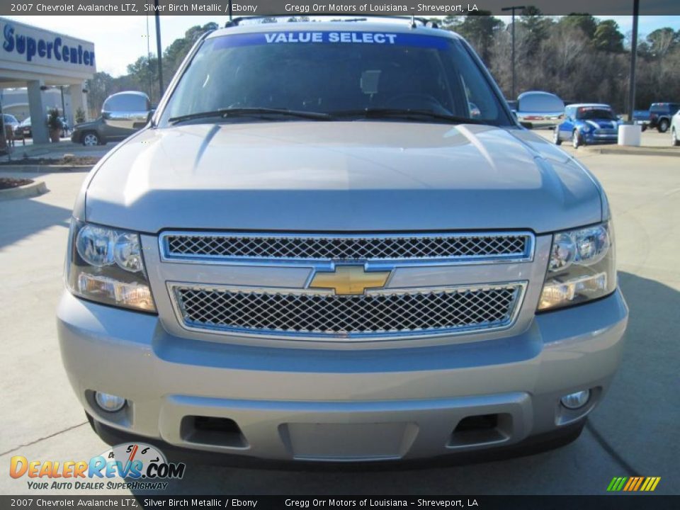 2007 Chevrolet Avalanche LTZ Silver Birch Metallic / Ebony Photo #5