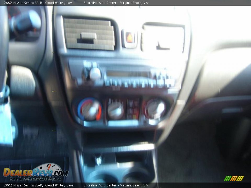 2002 Nissan Sentra SE-R Cloud White / Lava Photo #17