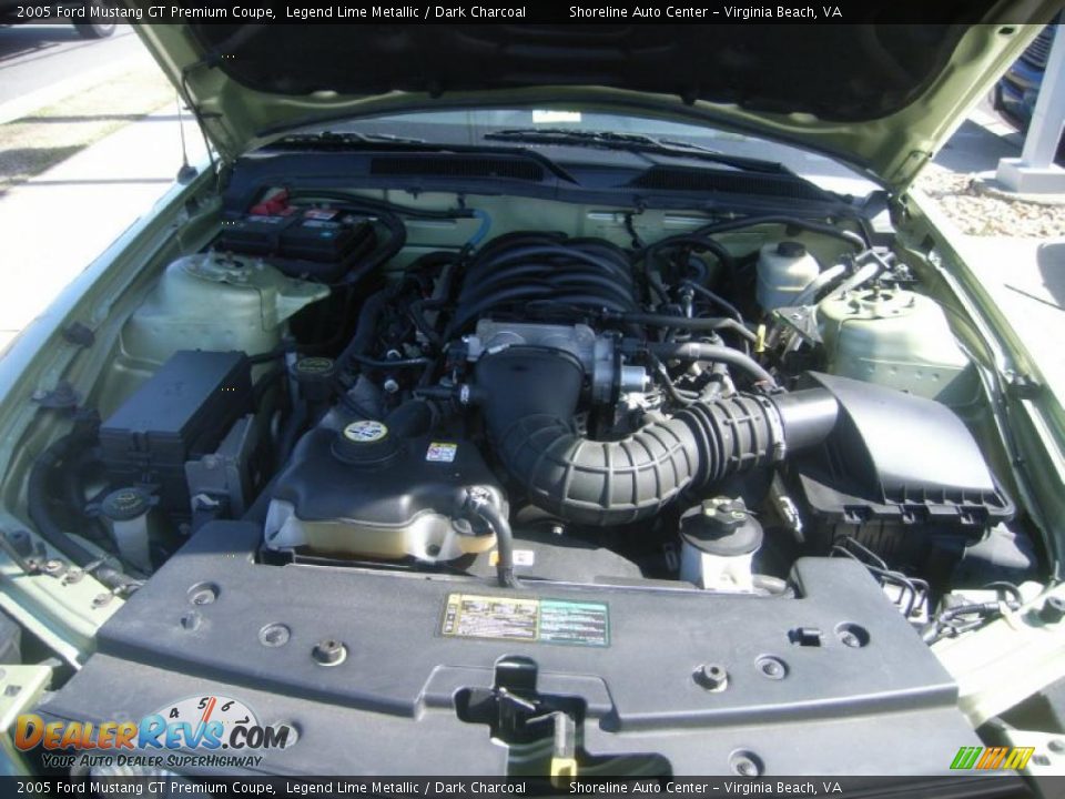 2005 Ford Mustang GT Premium Coupe Legend Lime Metallic / Dark Charcoal Photo #21