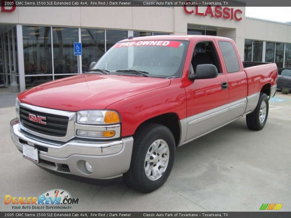 2005 GMC Sierra 1500 SLE Extended Cab 4x4 Fire Red / Dark Pewter Photo #1